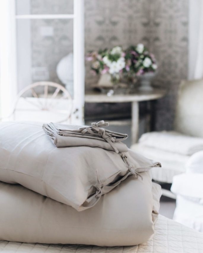 HOW TO GET THE BEDROOM OF YOUR DREAMS - Melissa Penfold